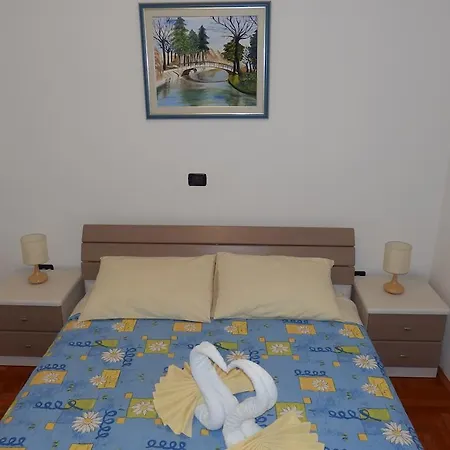 - Orijeta Appartement *