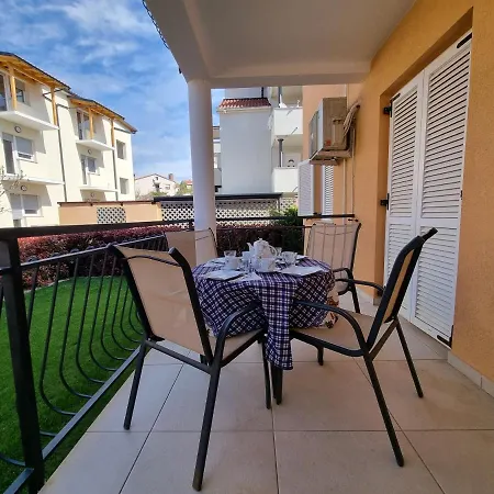 Apartment - Orijeta *