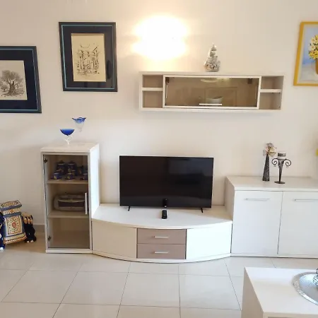 - Orijeta Apartment *